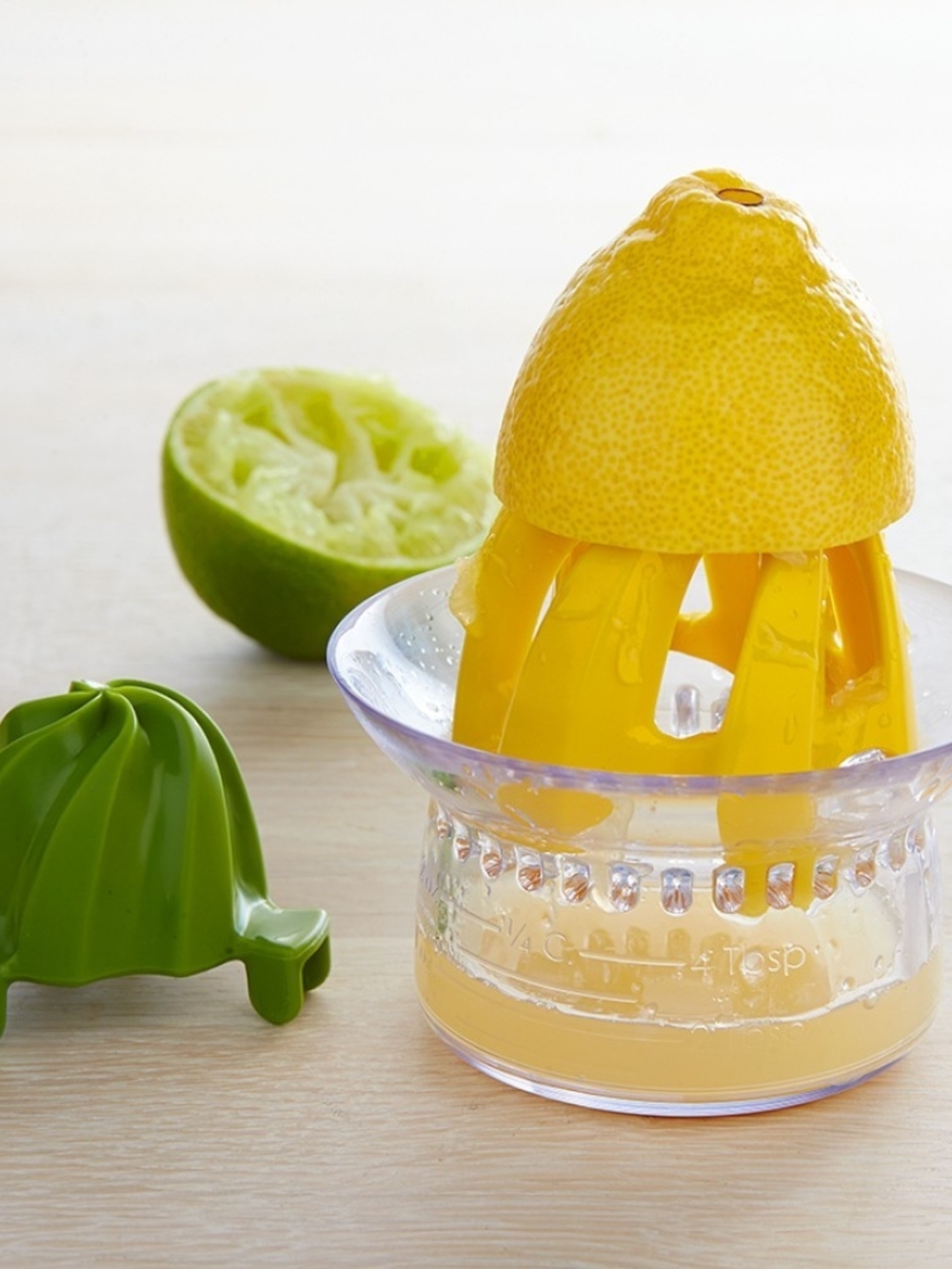 Chef'n Mini Juicester Citrus Hand Juicer